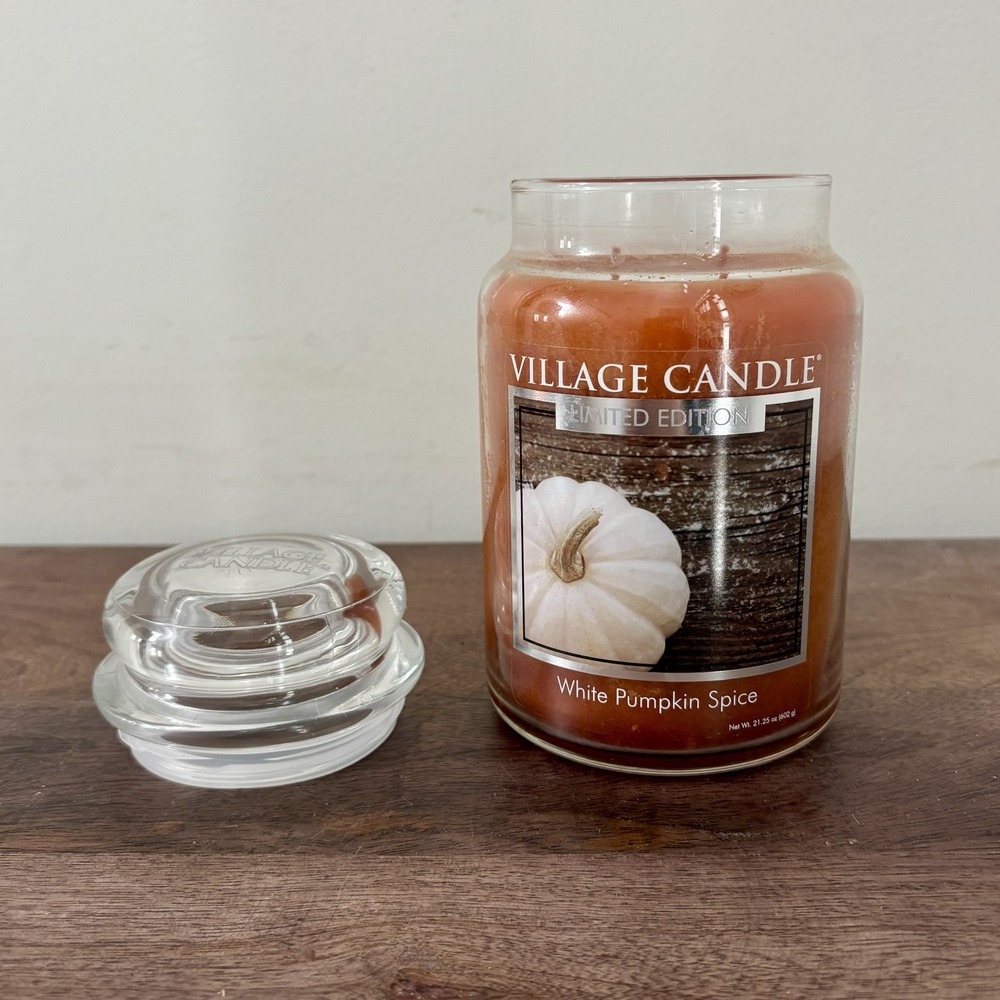 Village Candle White Pumpkin Pie Spice Limited Edition Large 26Oz Jar 2 Wick New